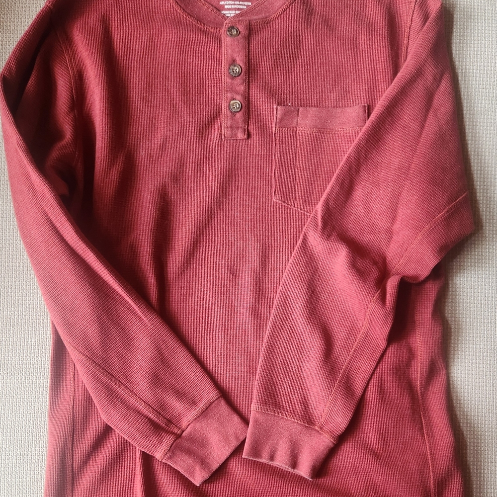 Duluth Trading Co Red Long Sleeve Tee